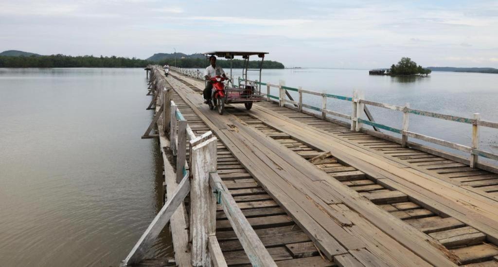 Penguin Hotel Kawthaung Dış mekan fotoğraf