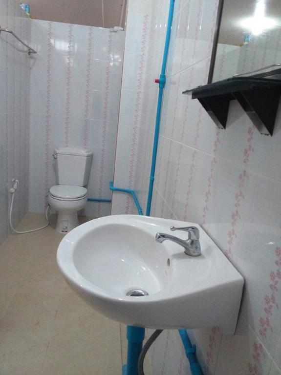 Penguin Hotel Kawthaung Dış mekan fotoğraf