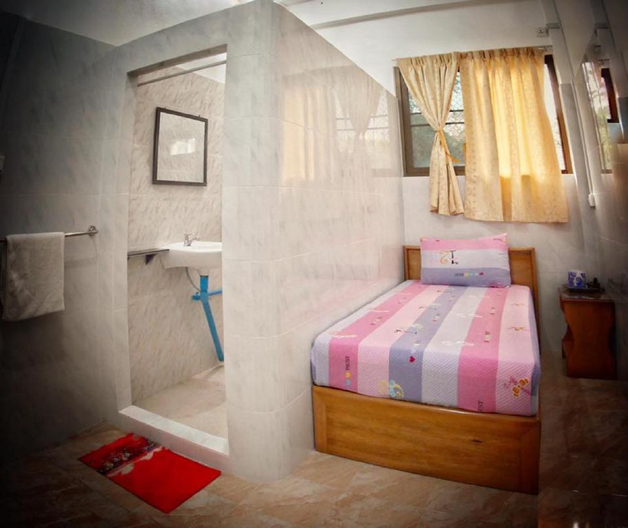 Penguin Hotel Kawthaung Dış mekan fotoğraf
